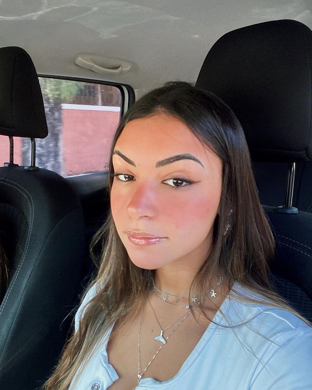 Gabriela Moura Boyfriend, Age, Net Worth, Bio, Wiki, Family and Much More Gabriela Moura Biography