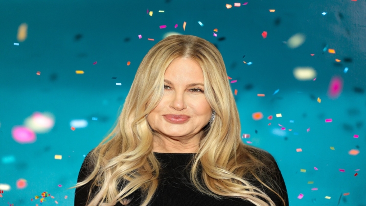 Jennifer Coolidge Bio, Age, Net Worth, Height Weight and Much More ...